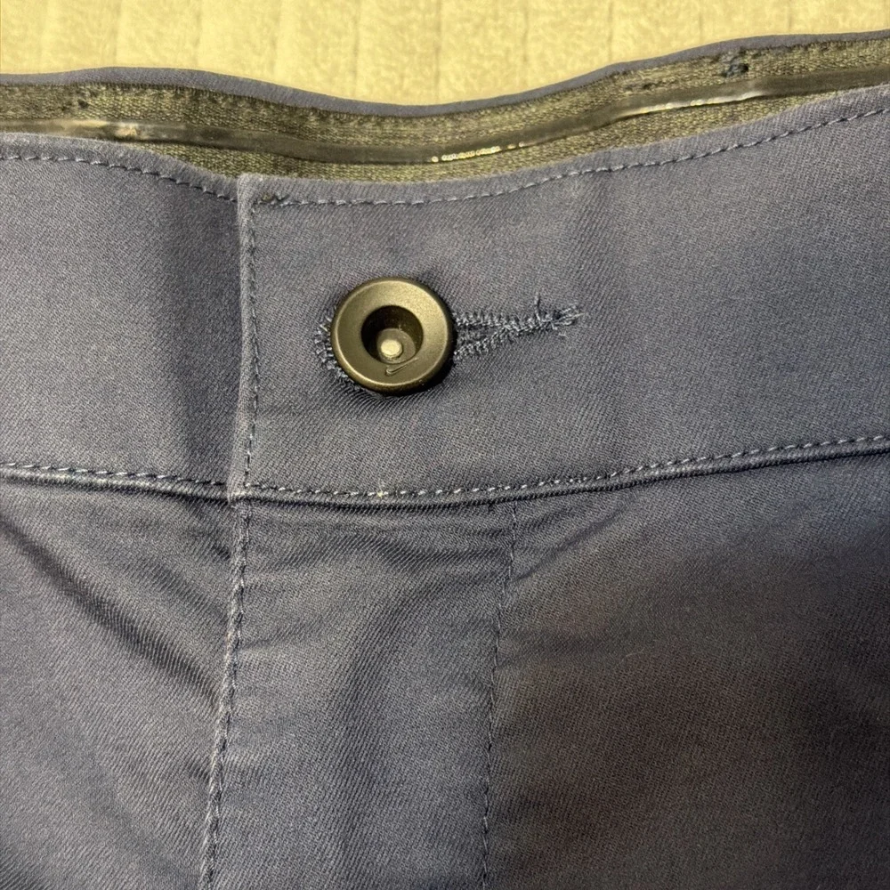 Nike Dri-FIT Chino Shorts Mens 38 Navy Blue Stretch Golf Casual DA4139-451